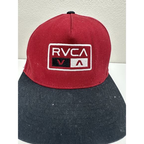 RVCA Snapback Hat Flat Brim Reb Black Logo Adjustable Mid Fit Cap - Picture 2 of 9